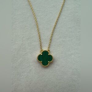 Elegant Gold and Green Clover Necklace